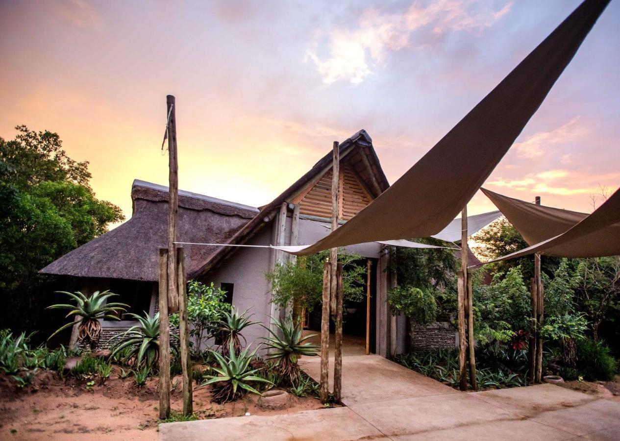 Royal Thonga Safari Lodge Sihangwane Exterior photo
